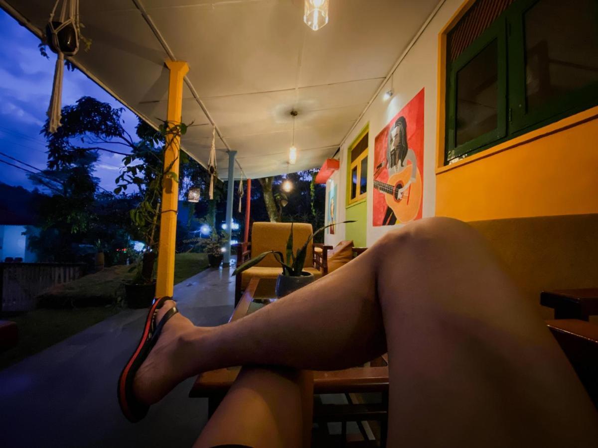 Mad Monkey Hostel And Lounge 埃拉 外观 照片
