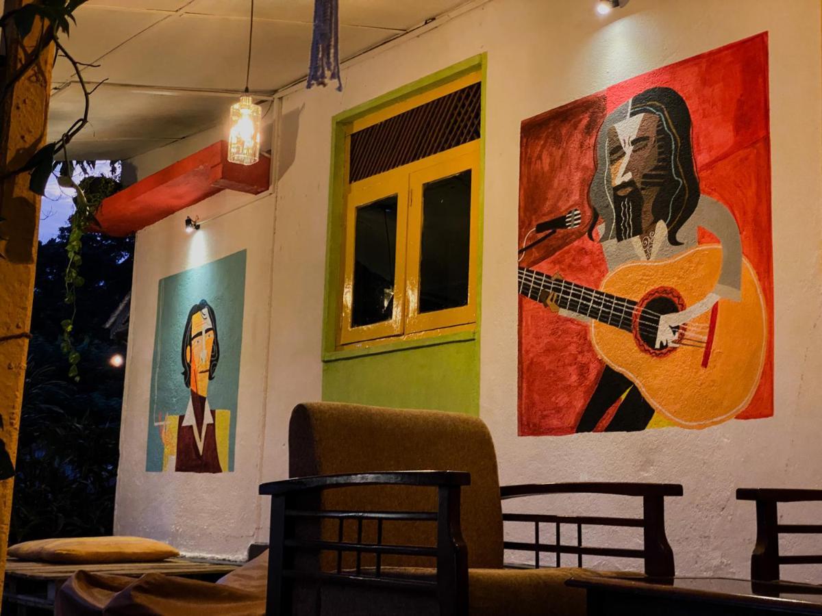 Mad Monkey Hostel And Lounge 埃拉 外观 照片