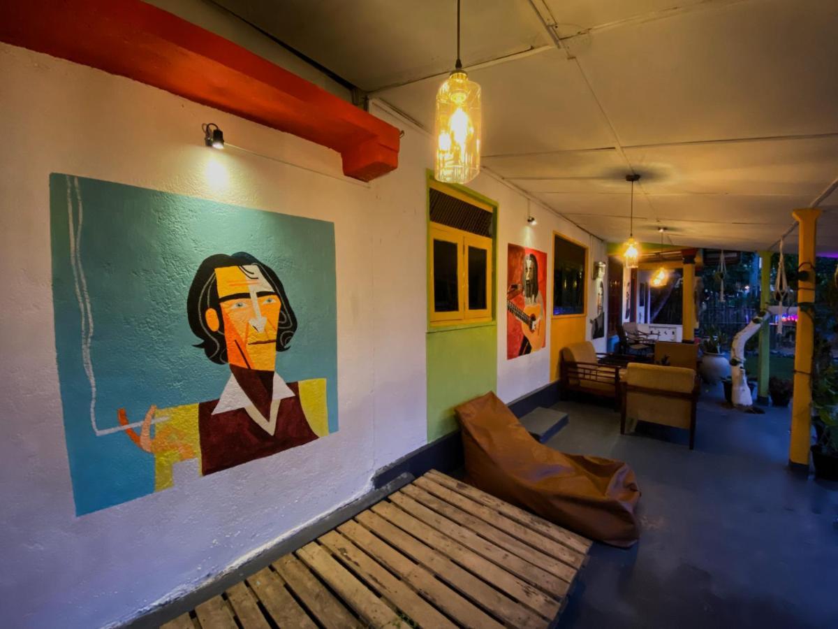 Mad Monkey Hostel And Lounge 埃拉 外观 照片