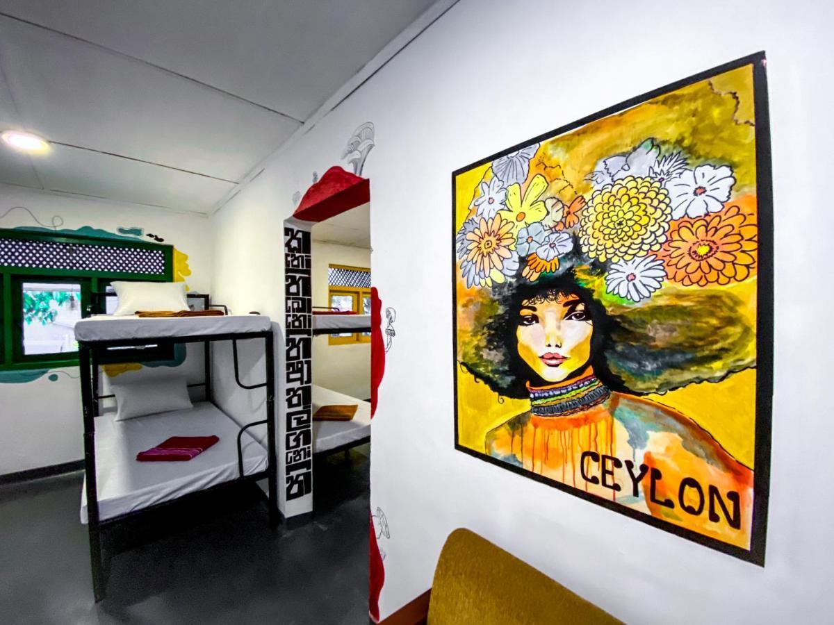 Mad Monkey Hostel And Lounge 埃拉 外观 照片